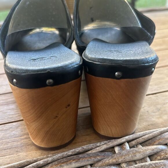 Ugg Australia Ansel Black Leather Clogs 10 NWOT - Picture 6 of 10